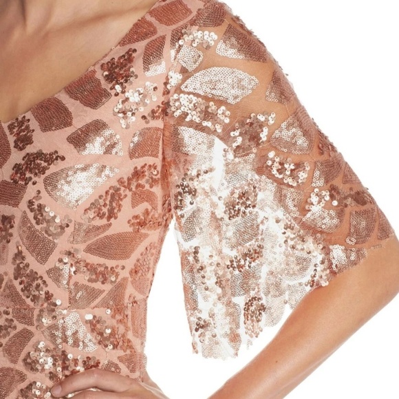 DONNA MORGAN Camilla Sequin Flutter Sleeve Gown OYSTER 10 Sequin Rose Gold - Picture 16 of 16